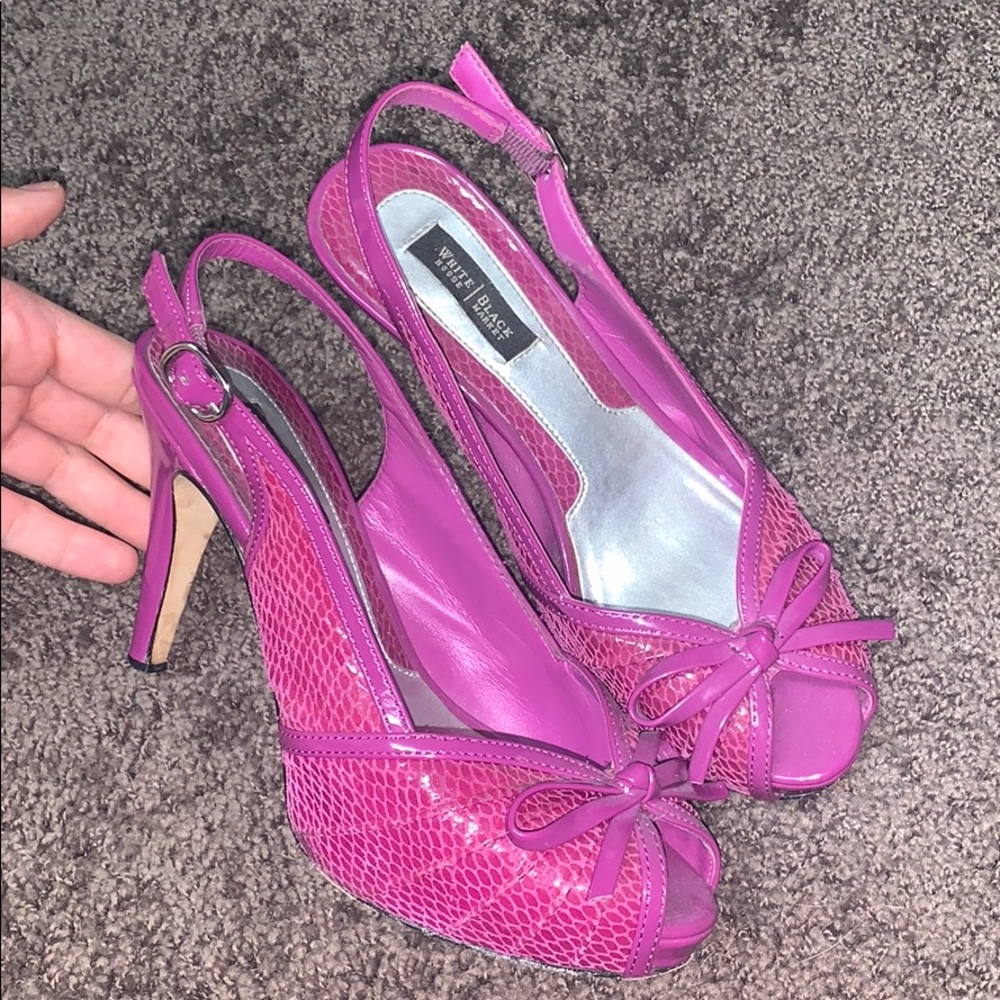 White House Black Market Magenta Heels Size 6